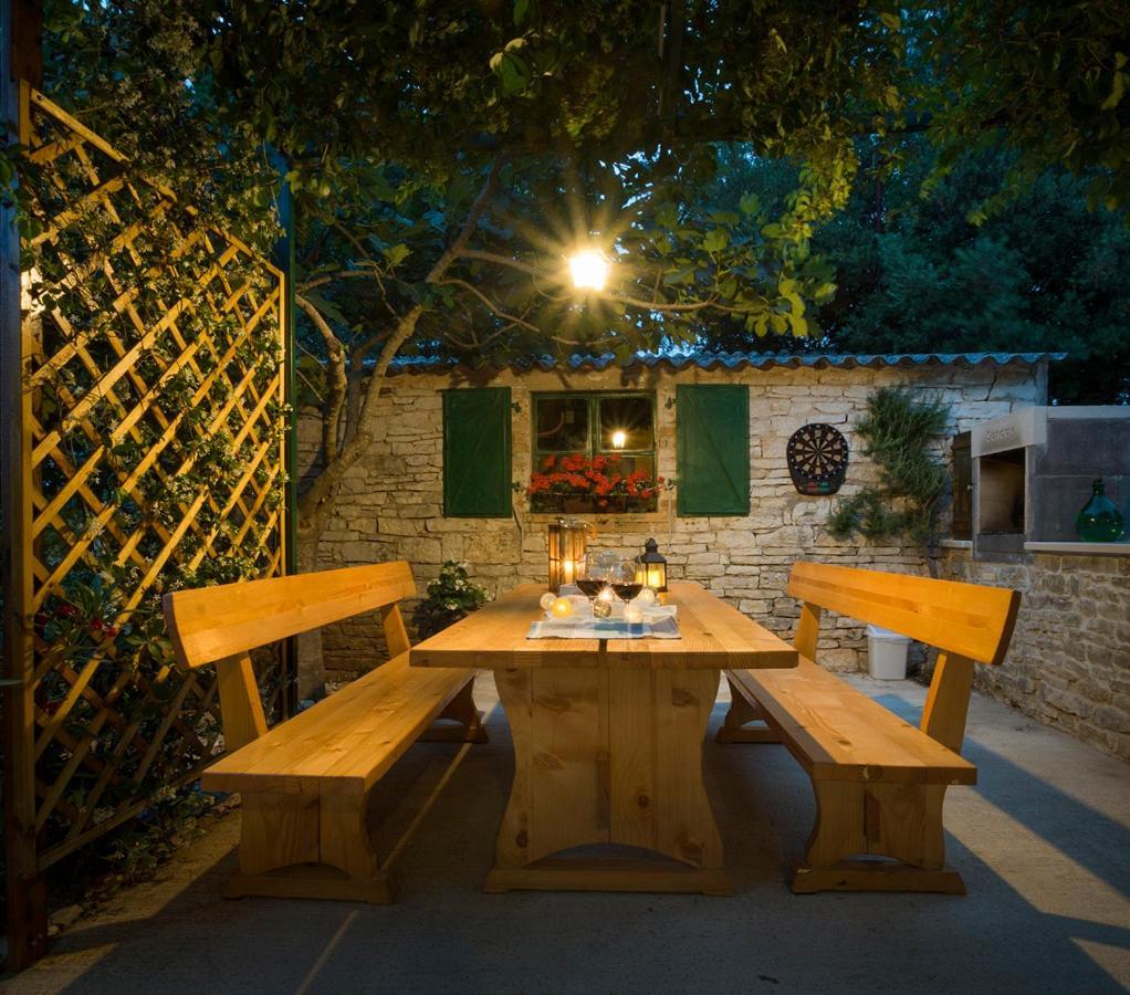 Casa Romantica Vodnjan Esterno foto
